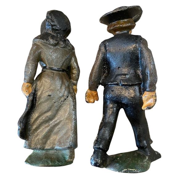 Vintage 1940-50's Cast Iron Amish Figurines - Set of 4 - A286 - Picture 4 of 13